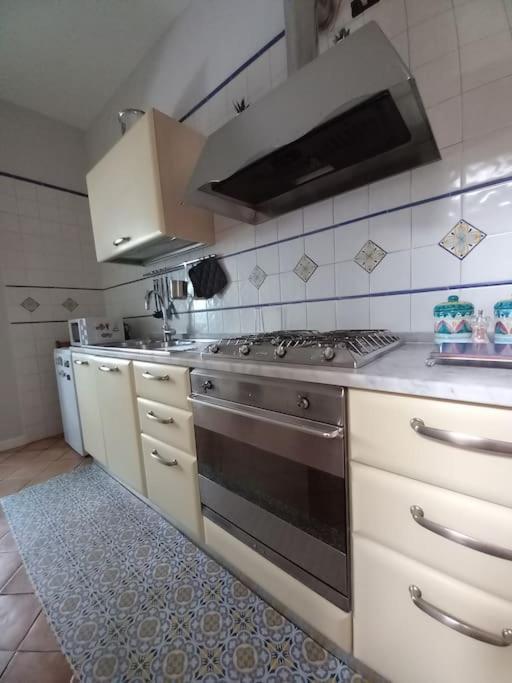 Nilo 28 House Apartment เนเปิลส์ ภายนอก รูปภาพ
