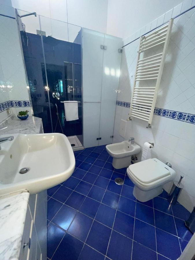 Nilo 28 House Apartment เนเปิลส์ ภายนอก รูปภาพ