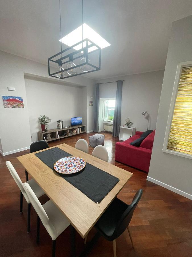Nilo 28 House Apartment เนเปิลส์ ภายนอก รูปภาพ